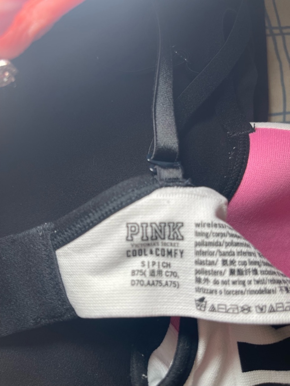 Victoria's Secret PINK White & Black Wireless Logo Bra - Picture 5 of 5